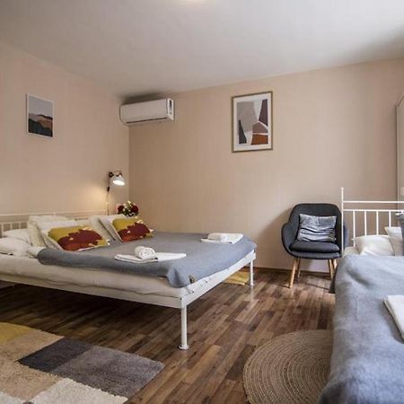 Vagi Apartment Sárvár Buitenkant foto