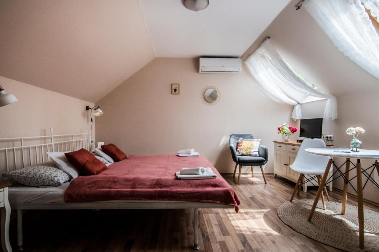 Vagi Apartment Sárvár Buitenkant foto