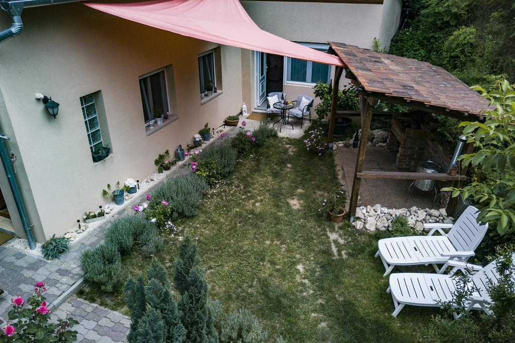 Vagi Apartment Sárvár Buitenkant foto